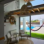 Trevo House - With Private Pool * Bicas