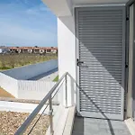 Trevo House - With Private Pool * Bicas