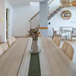 Trevo House - With Private Pool Holiday home *