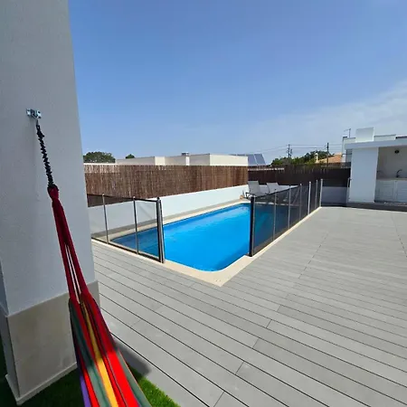 Дом отдыха Trevo House - With Private Pool Bicas