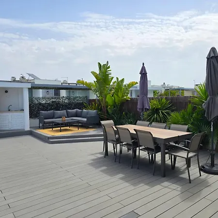 Trevo House - With Private Pool Дом отдыха Bicas