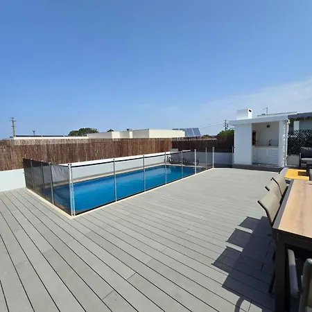 Trevo House - With Private Pool Дом отдыха Bicas