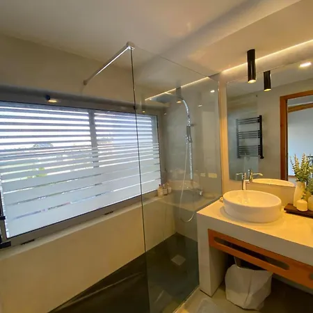 Trevo House - With Private Pool Дом отдыха