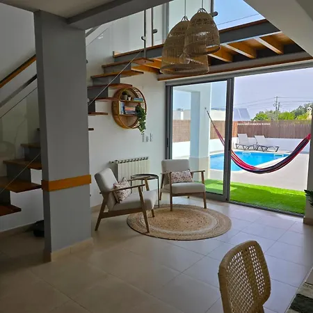 Дом отдыха Trevo House - With Private Pool