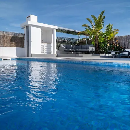 Feriehus Trevo House - With Private Pool Bicas