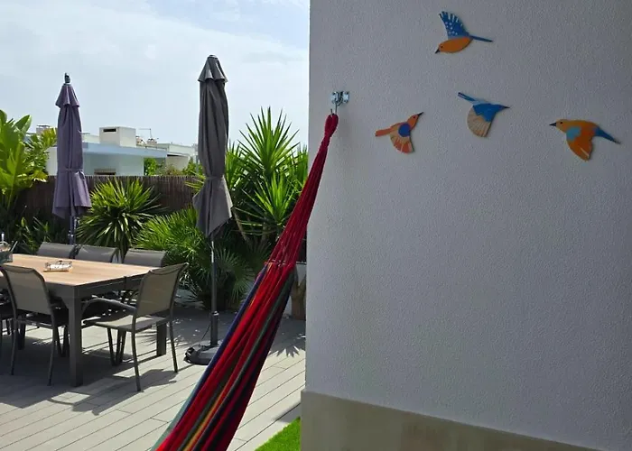 Trevo House - With Private Pool בית נופש Bicas