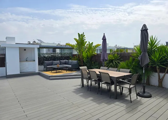 Trevo House - With Private Pool בית נופש Bicas