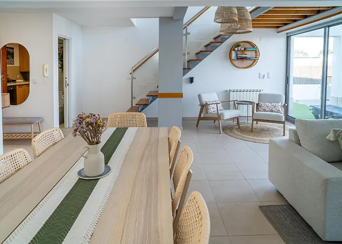 Trevo House - With Private Pool Feriehus *